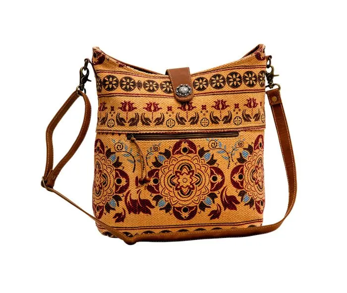 Beldum Shoulder Bag