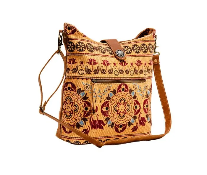 Beldum Shoulder Bag