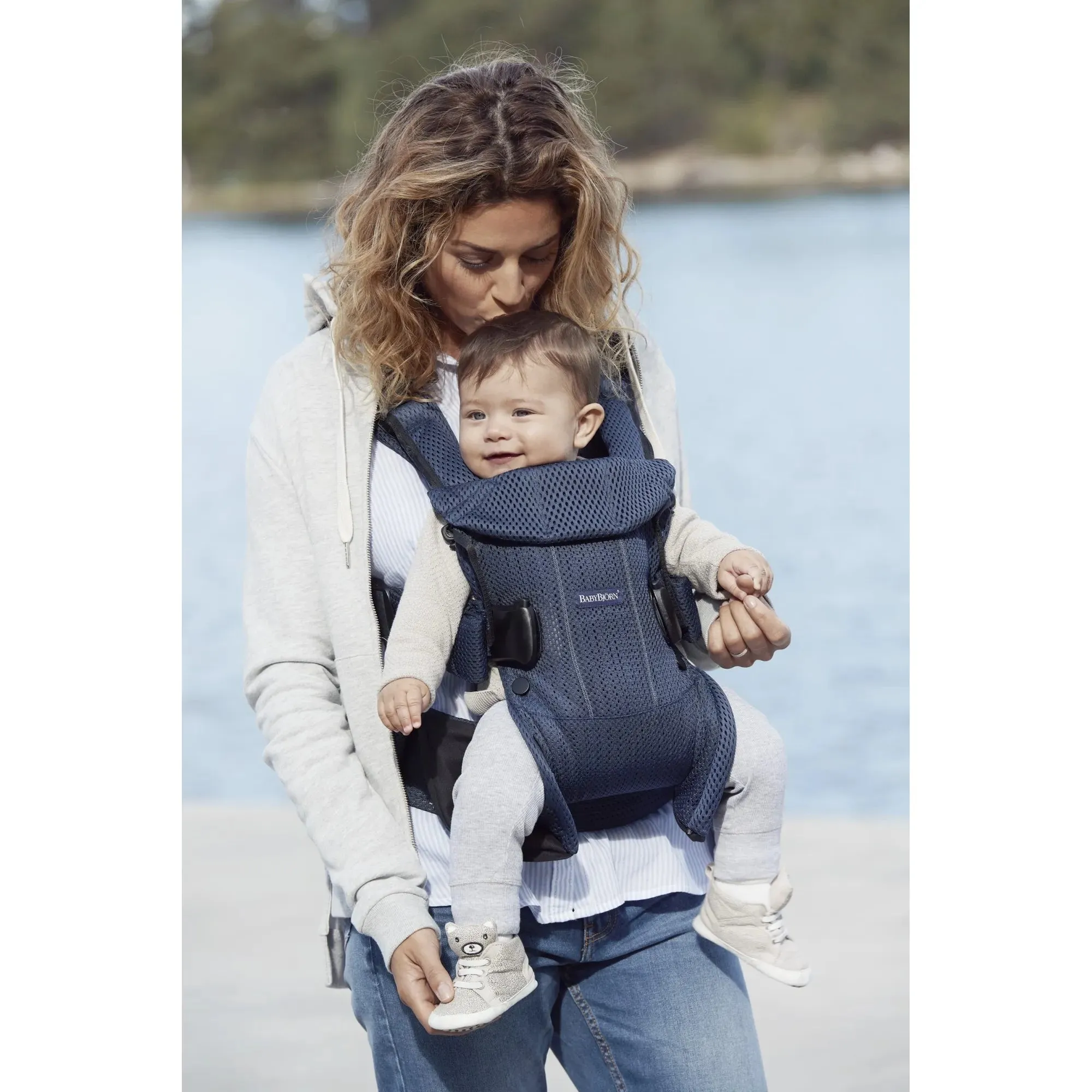 Carrier One Air - Navy Blue