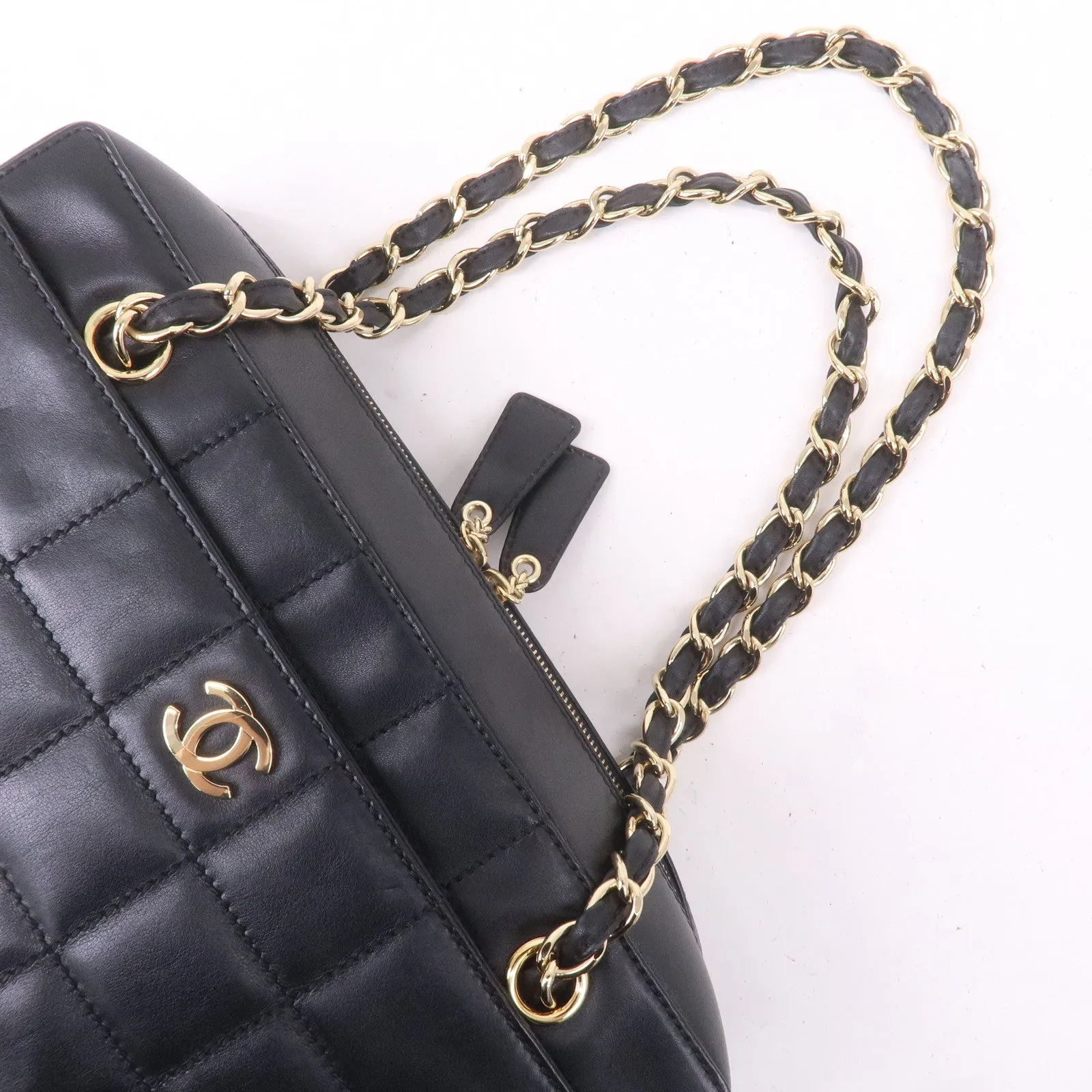 CHANEL Chocolate Bar Lamb Skin Chain Shoulder Bag Black