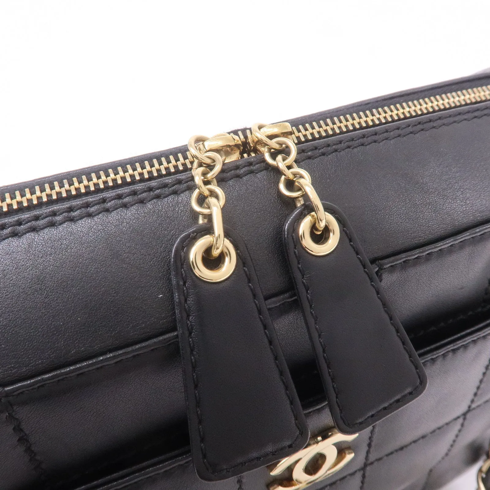 CHANEL Chocolate Bar Lamb Skin Chain Shoulder Bag Black
