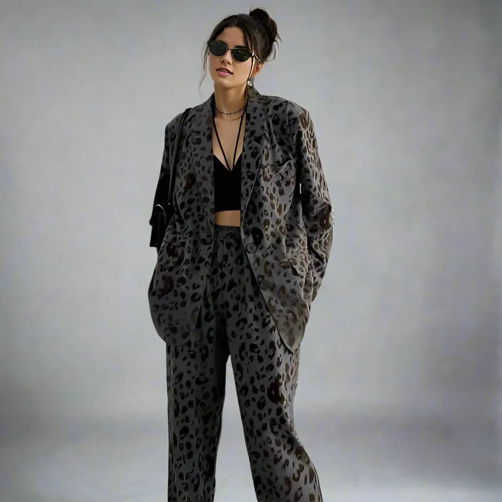 Chic Leopard Print Blazer