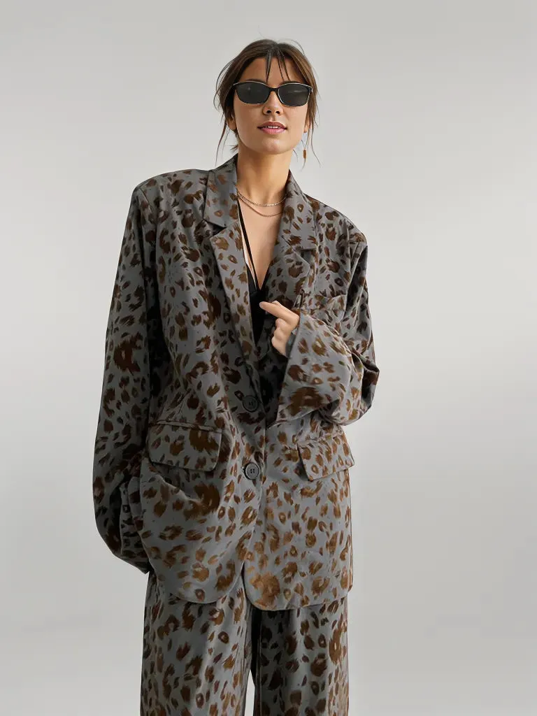 Chic Leopard Print Blazer
