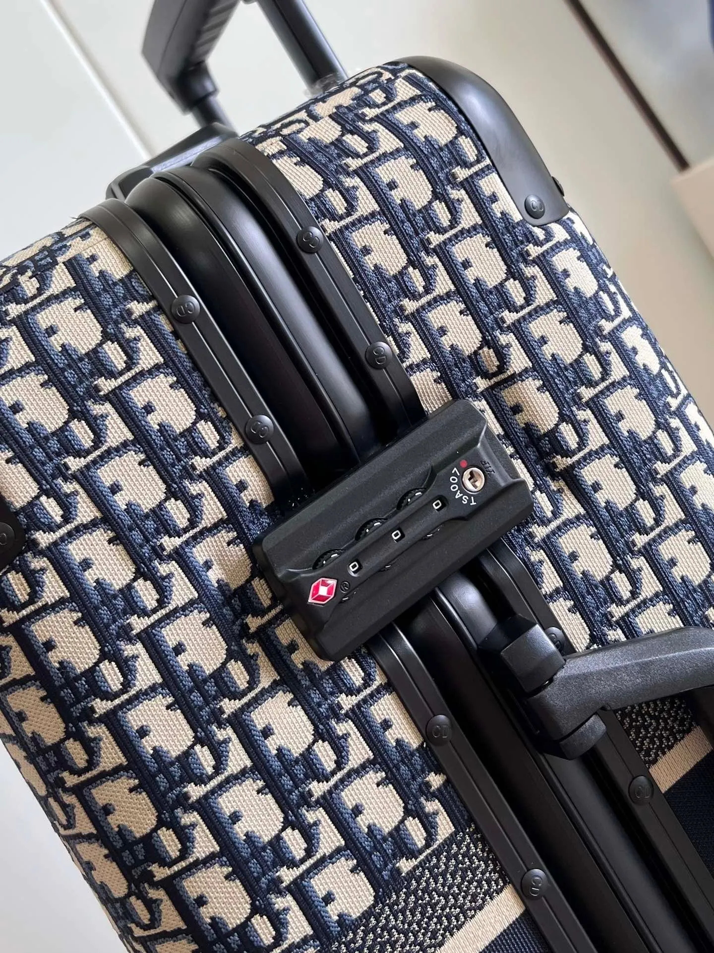 DR302 DiorTravel Luggage / HIGHEST QUALITY VERSION / 13.7x9x20.8inch
