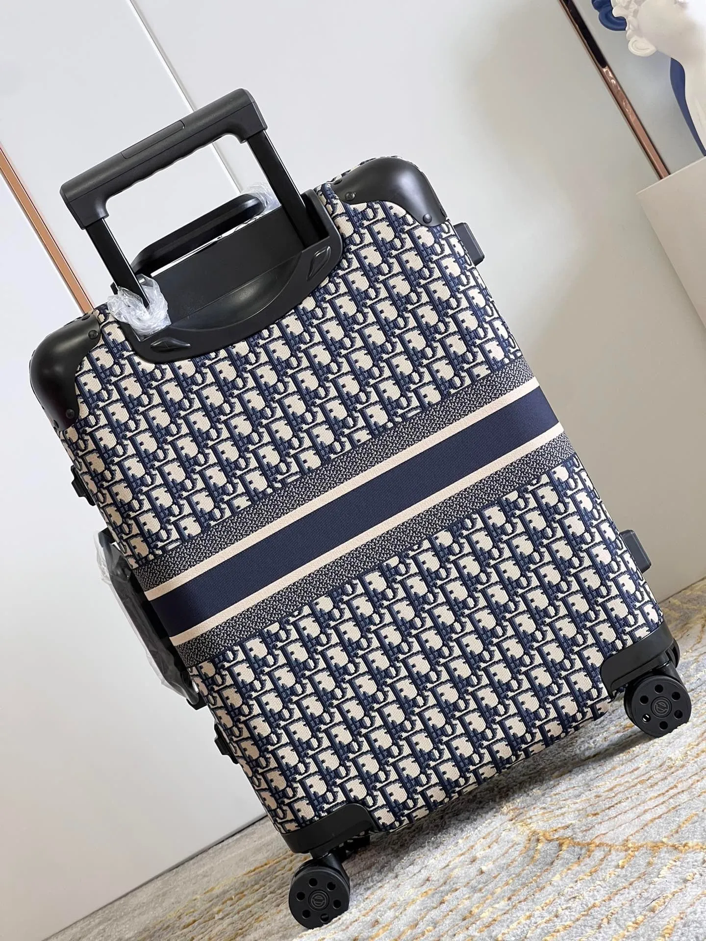 DR302 DiorTravel Luggage / HIGHEST QUALITY VERSION / 13.7x9x20.8inch