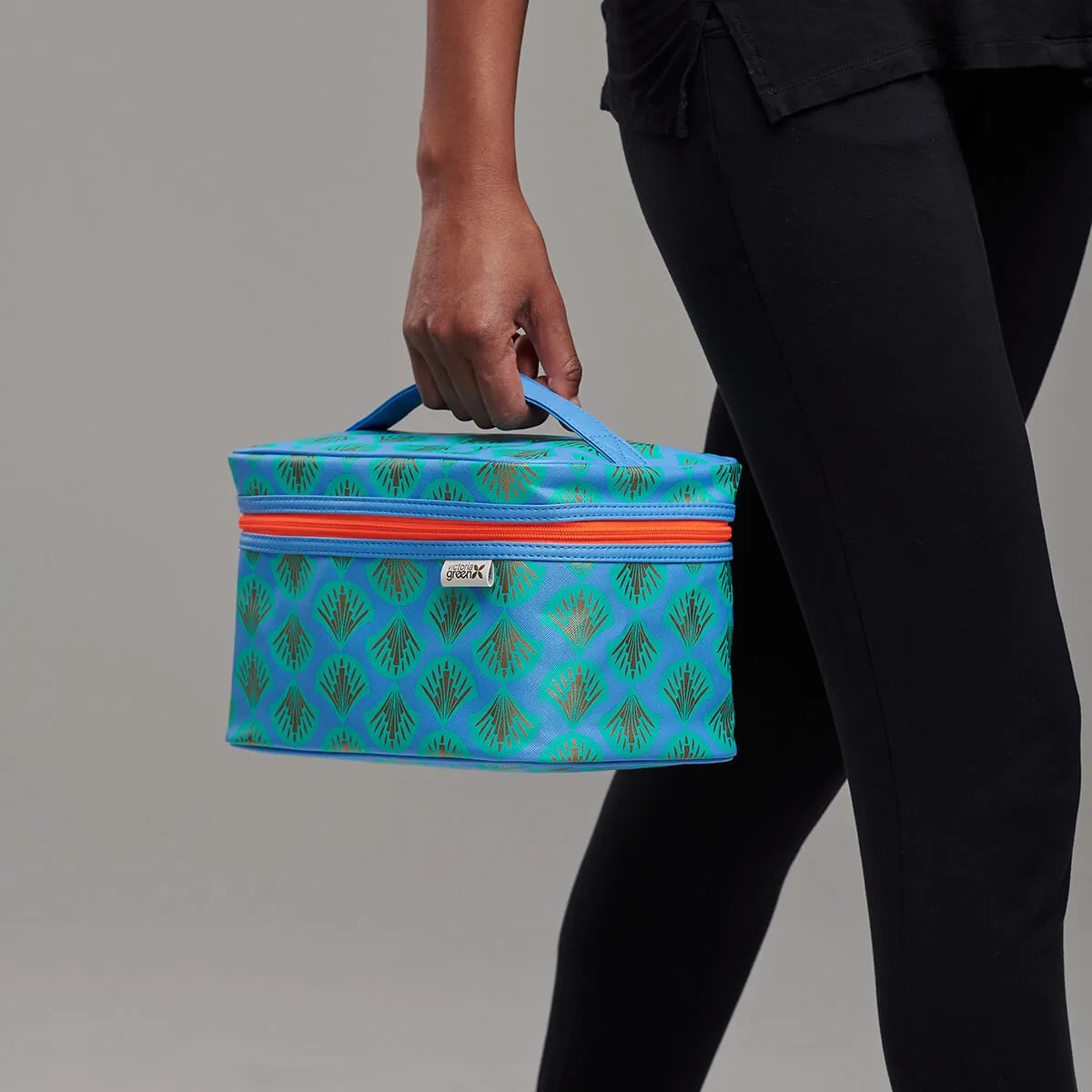 'Edie' Vanity Case in Shell Aqua