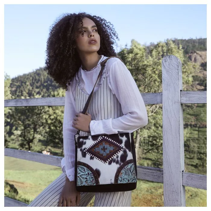 Efficient Canvas and Hide Bag