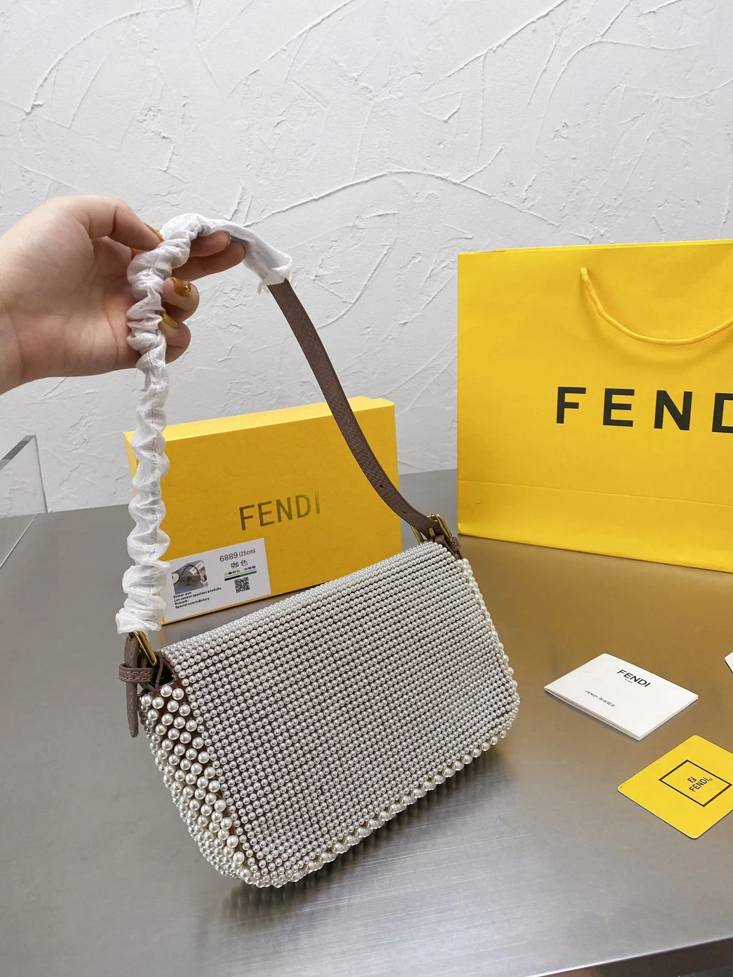 EN   Designer bags by Fendi 230