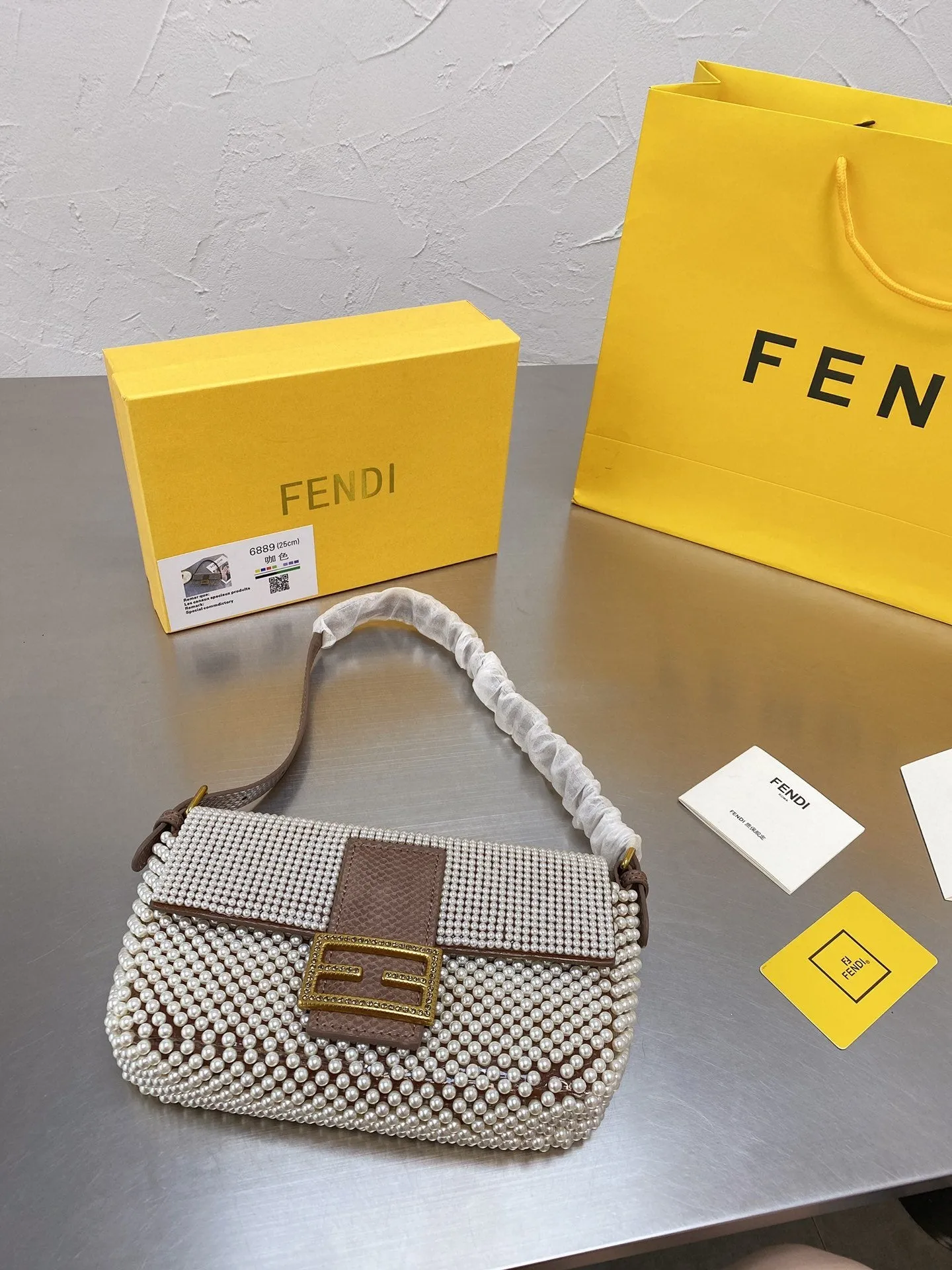 EN   Designer bags by Fendi 230