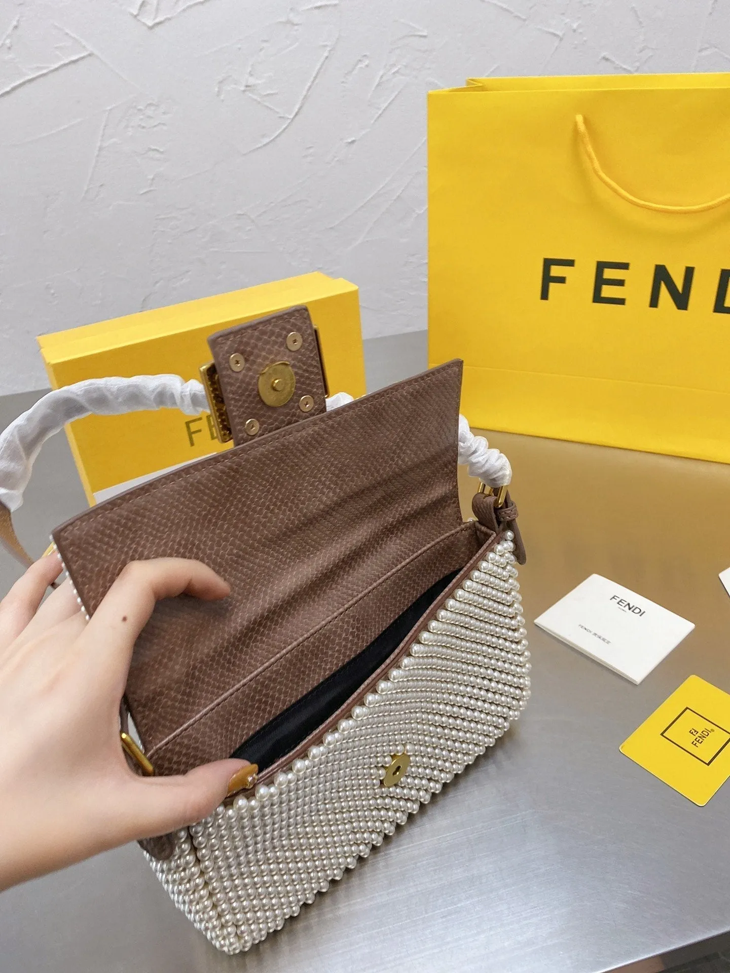 EN   Designer bags by Fendi 230