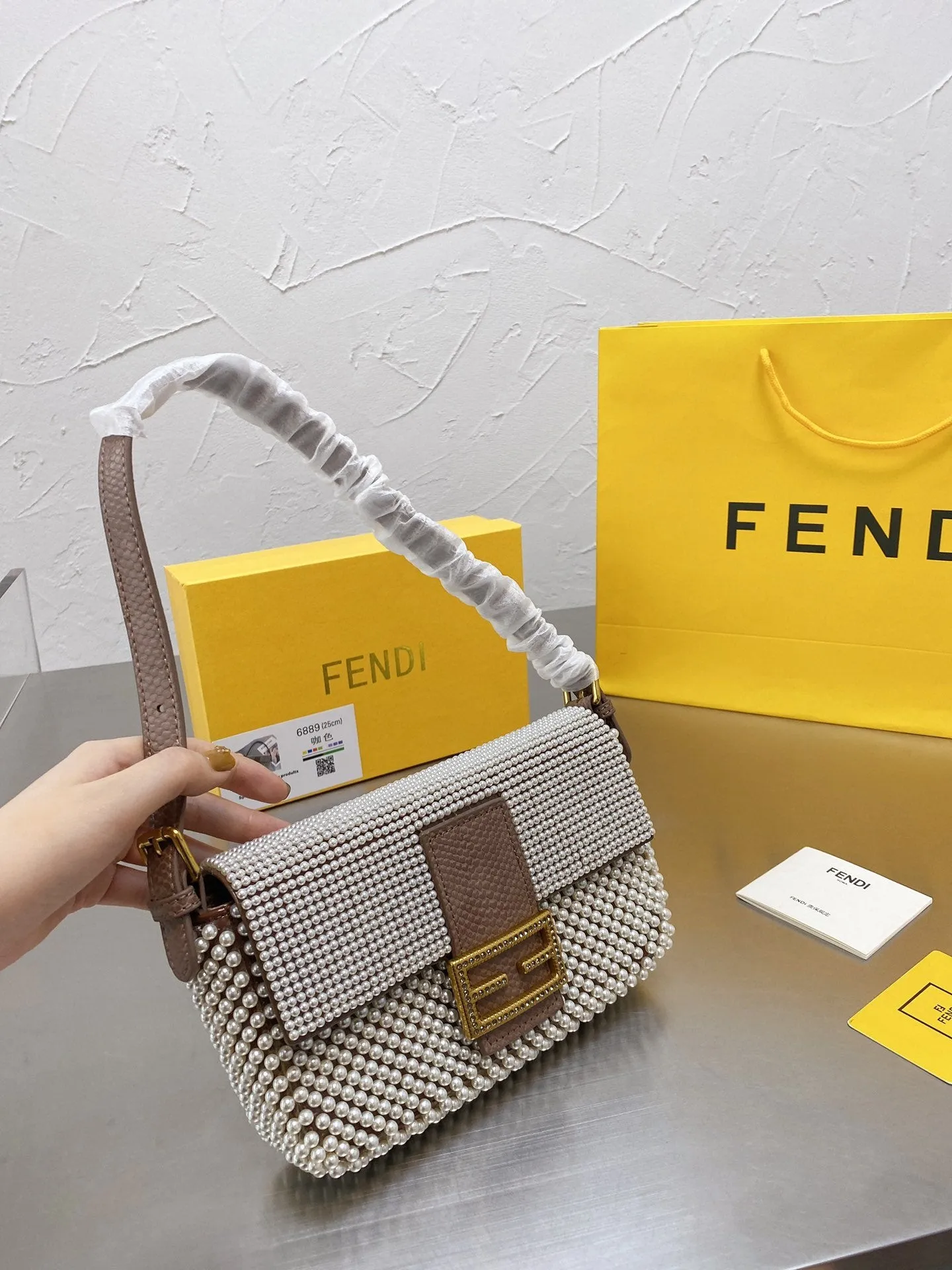 EN   Designer bags by Fendi 230