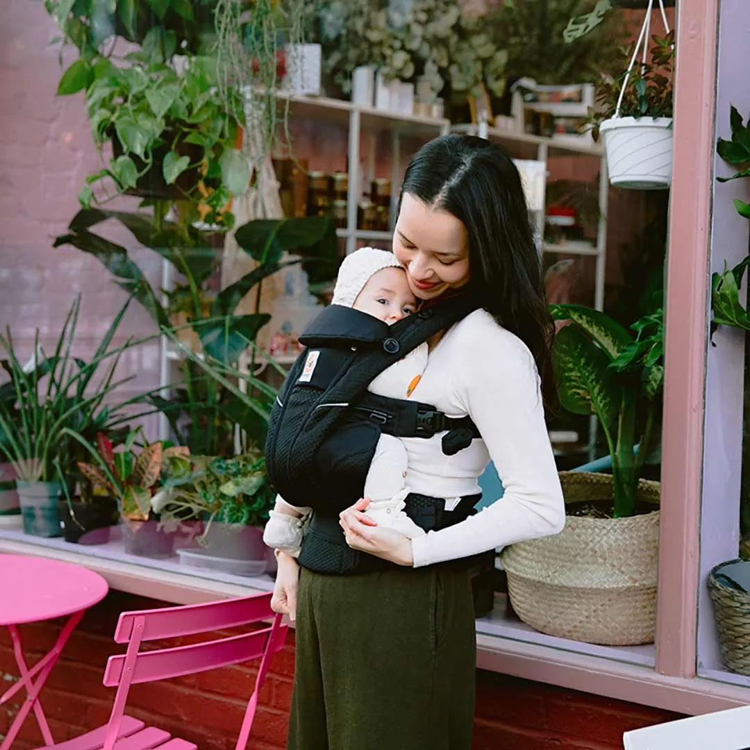 Ergobaby Omni Breeze in Onyx Black