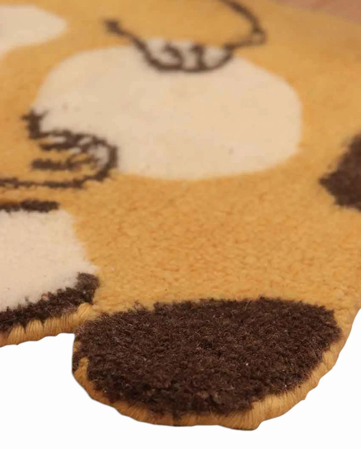 Kitty Design Tufted Woolen Rug | 2.5x2.6 Ft