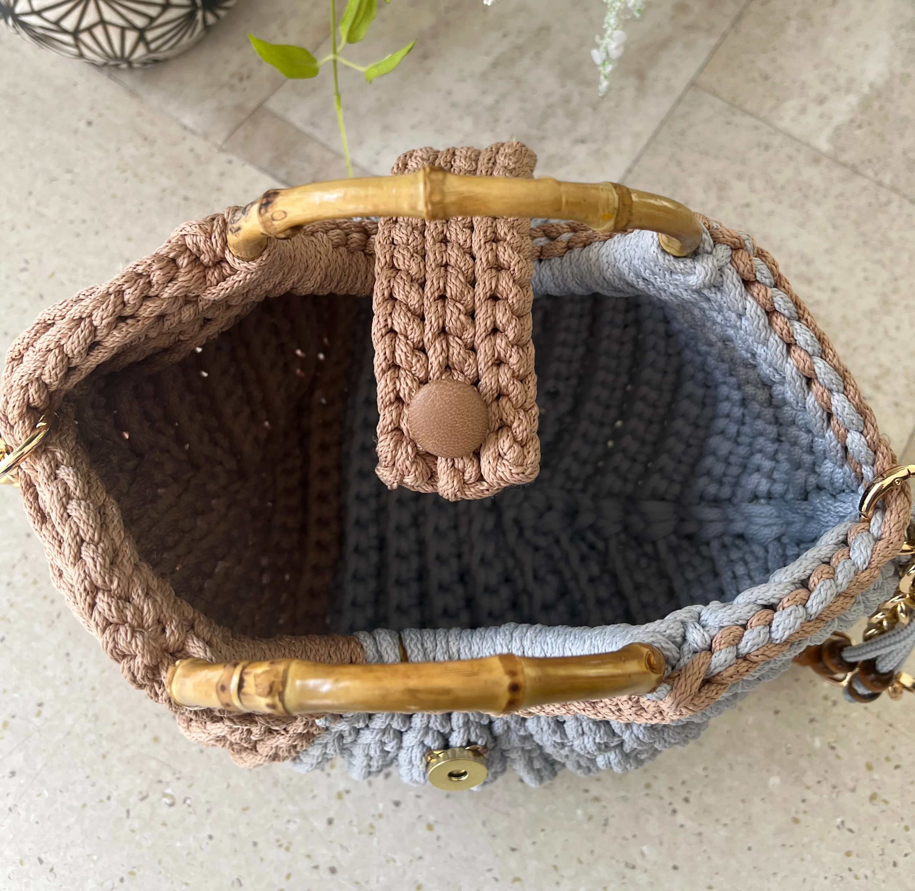 Knitted Macrame Fashionable Handbag, Seashell