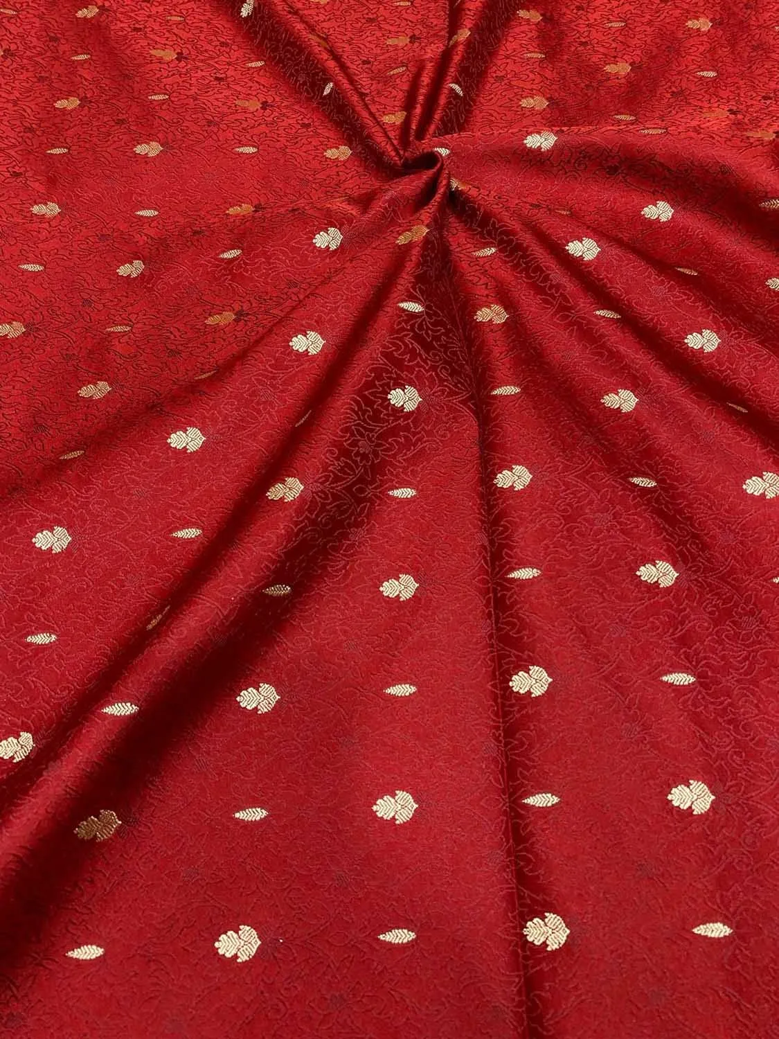 Luxurious Red Banarasi Tanchui Silk Fabric ( 1 Mtr )