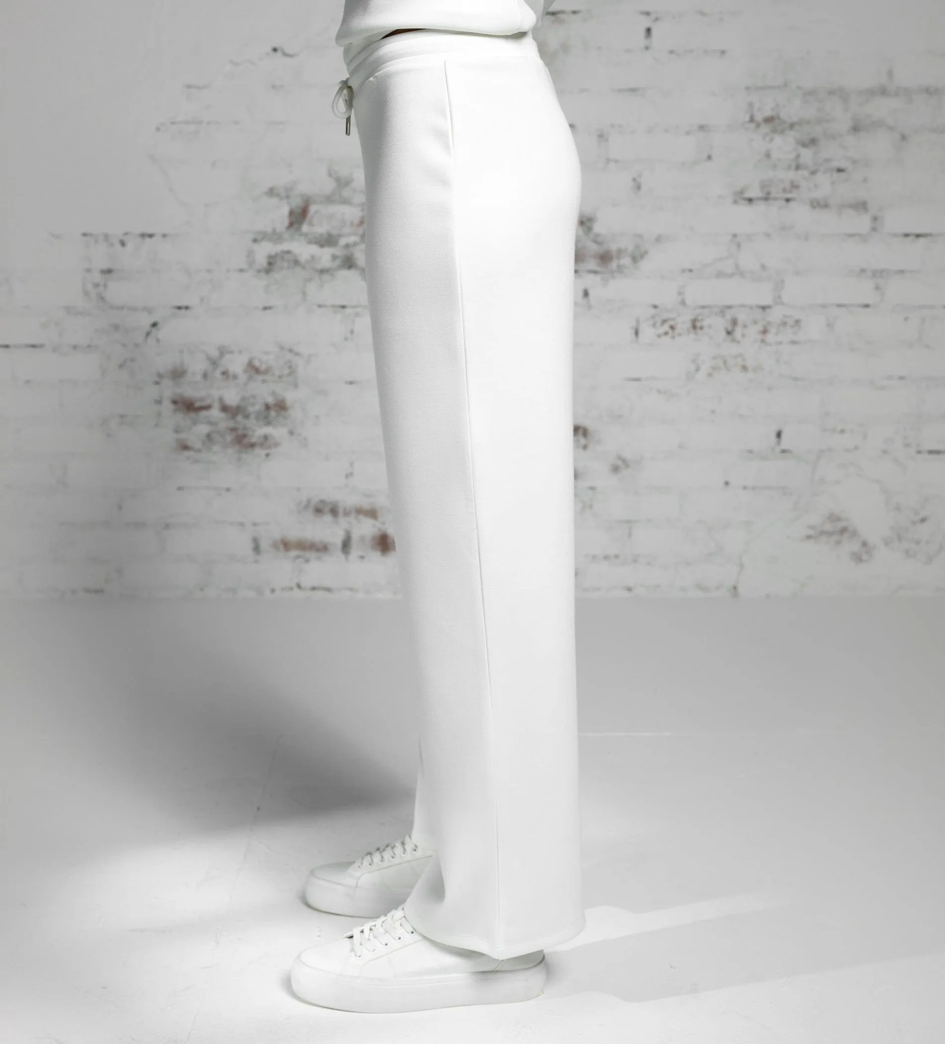 Luxurious white Scuba Trackpant
