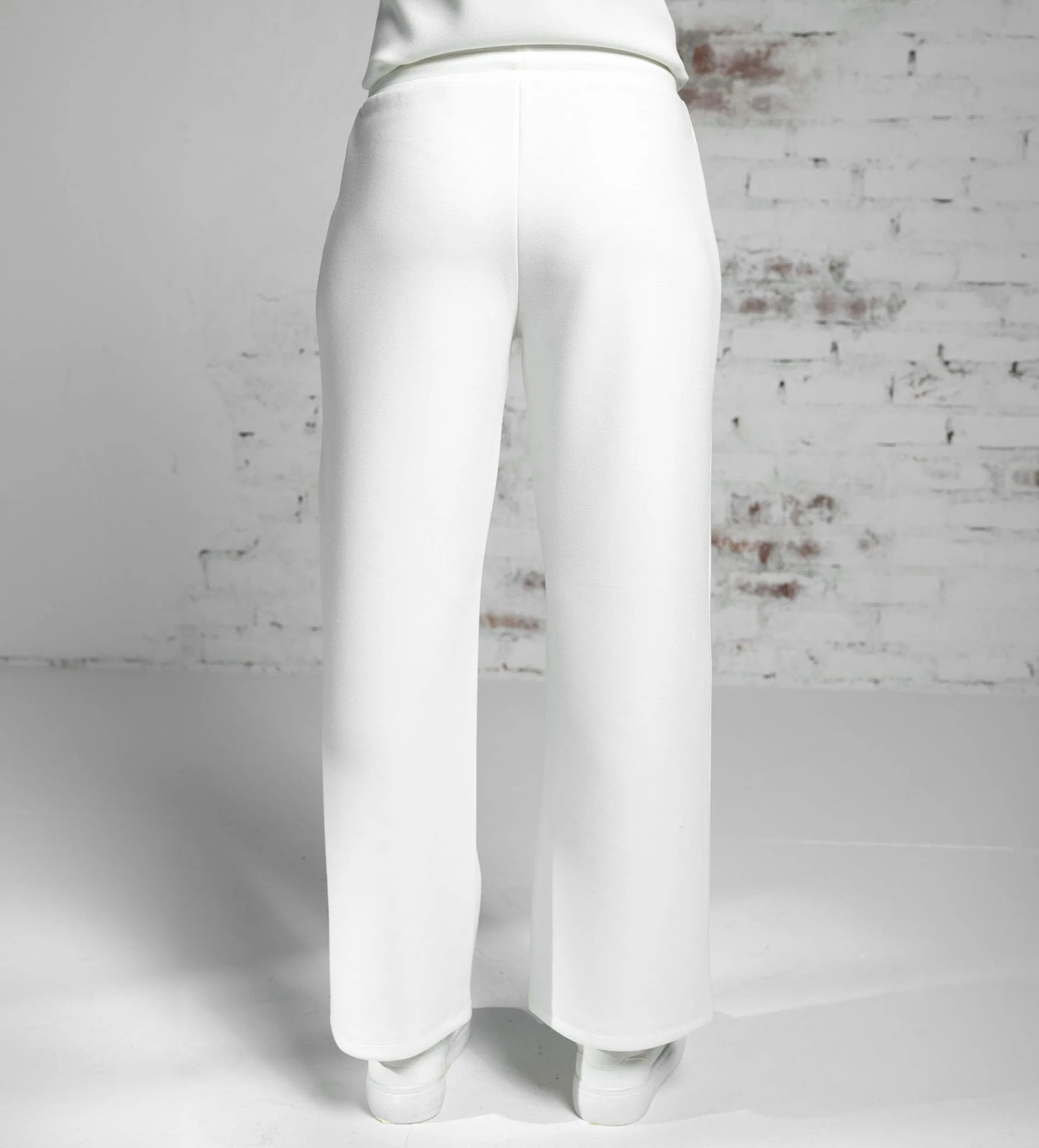 Luxurious white Scuba Trackpant