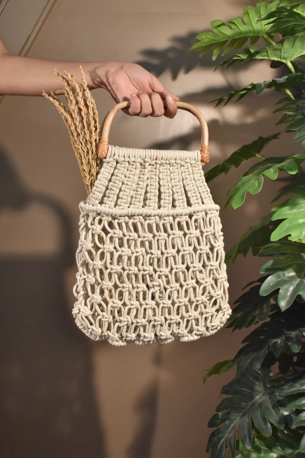 Macrame Wooden Handle Bag