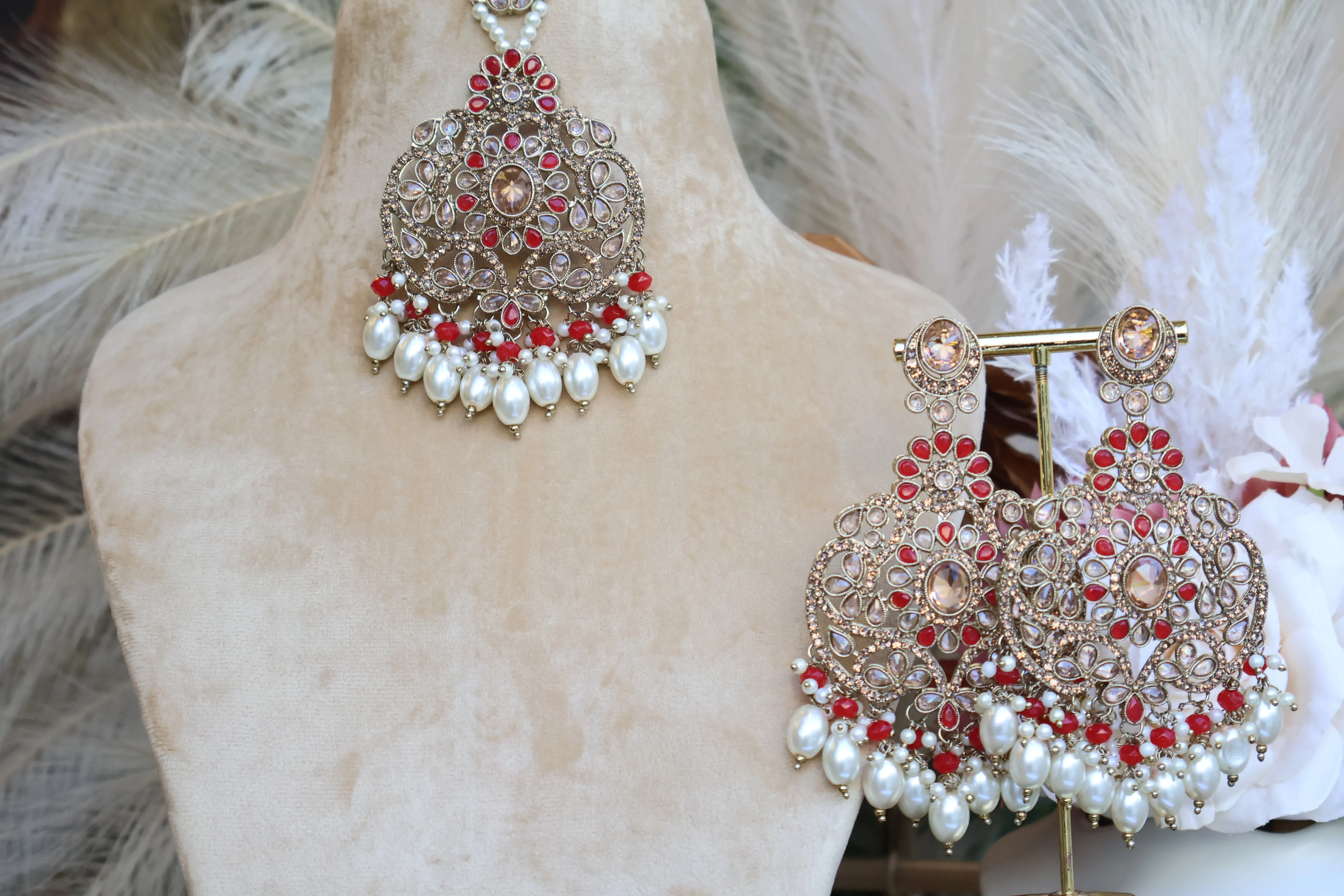 Mahira set with Tikka