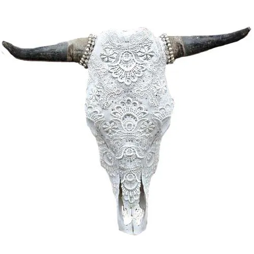 McQUEEN LACE Cow Skull