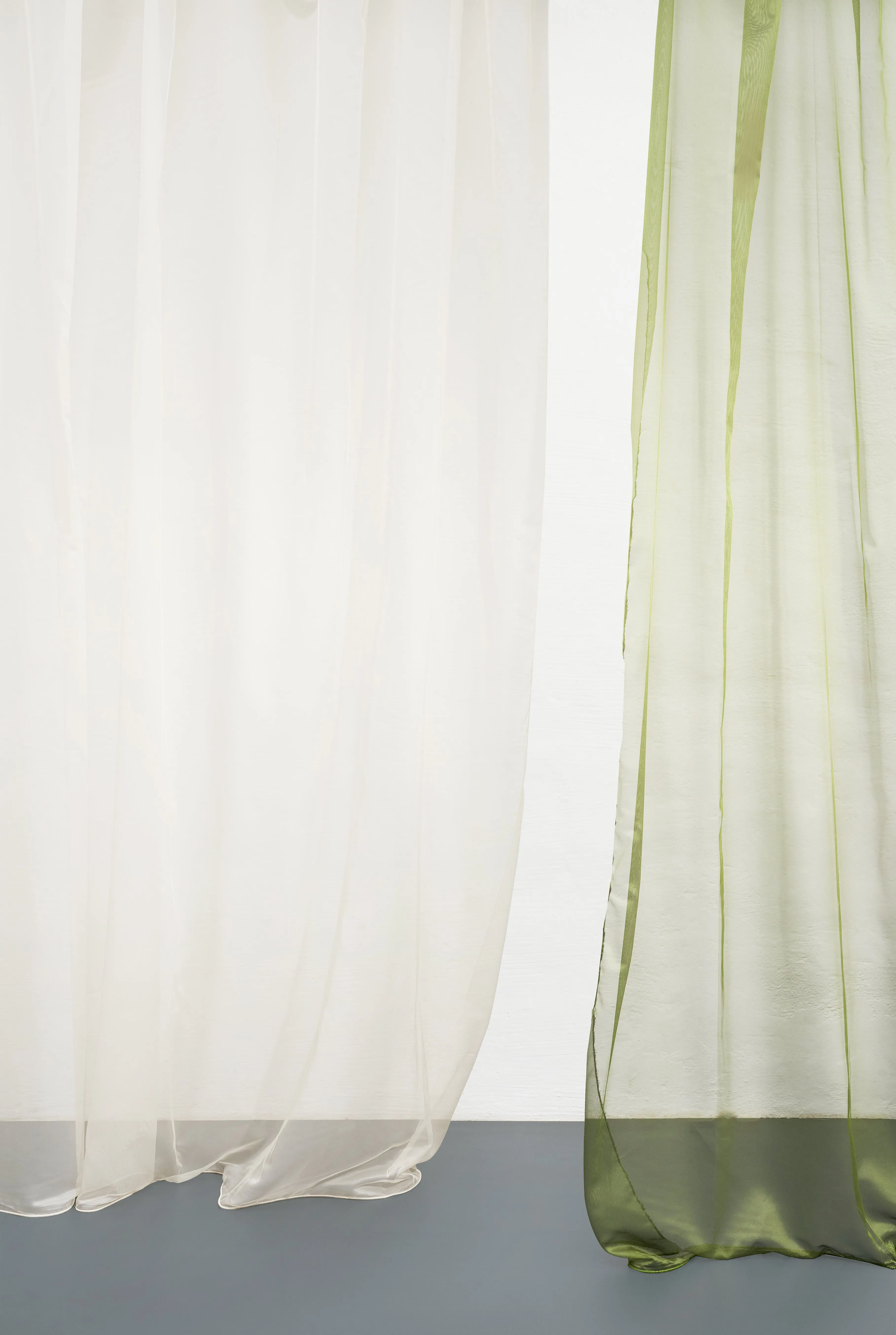 Metallic Sheer Curtains "Glamorous" in Green Color