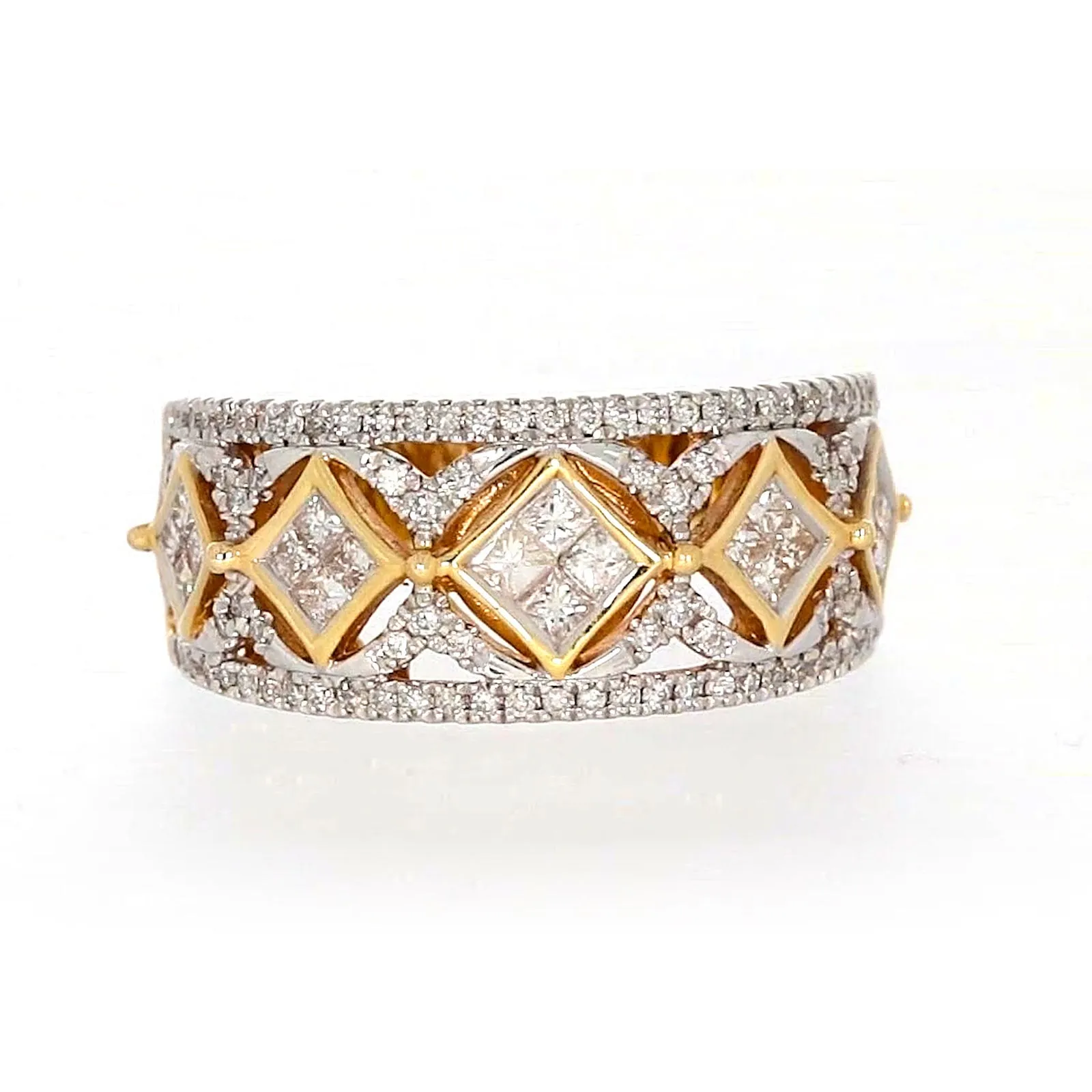 New York 14ct Yellow Gold Princess and Round Brilliant Cut 3/4 CARAT tw of Diamonds Ring