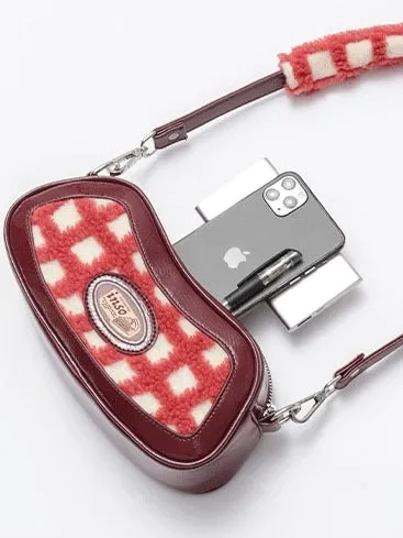 Niche Shoulder Bag