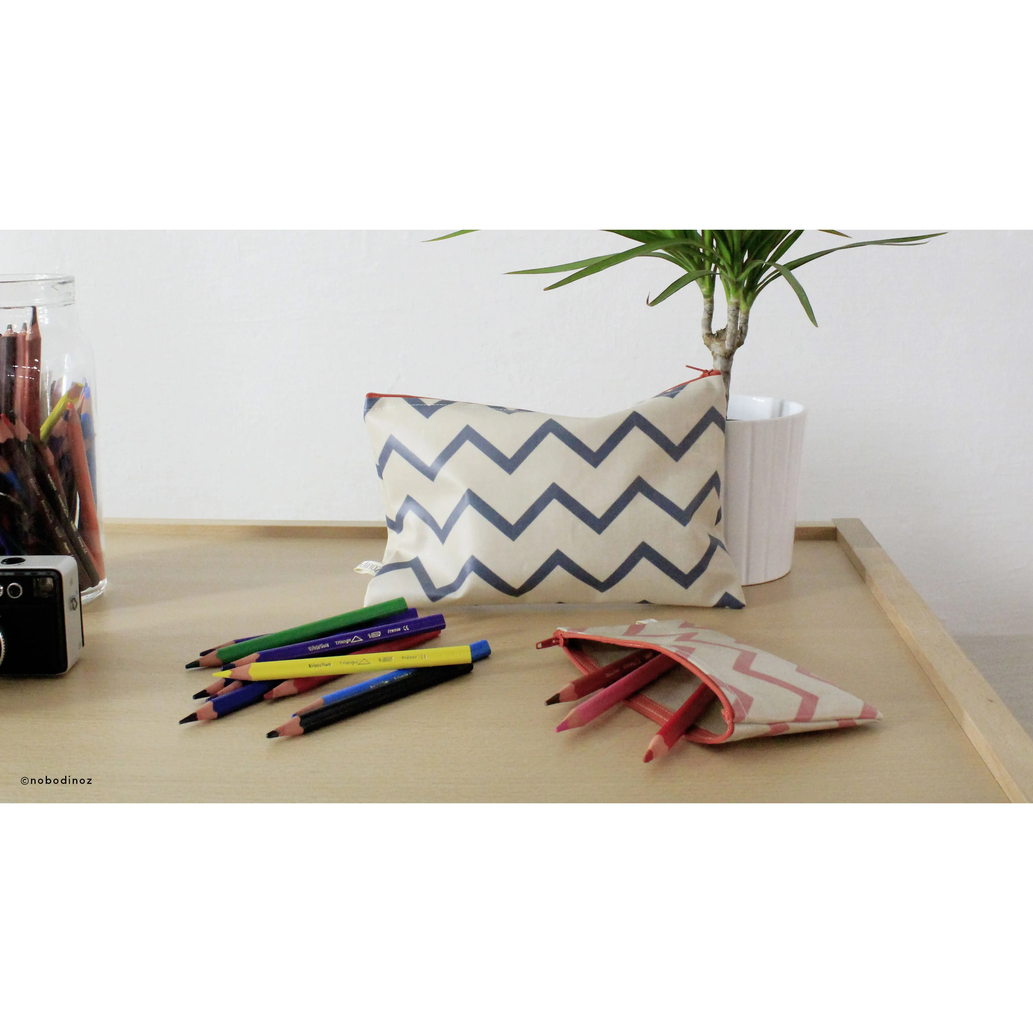 nobodinoz Pencil Case Roma Zigzag Blue