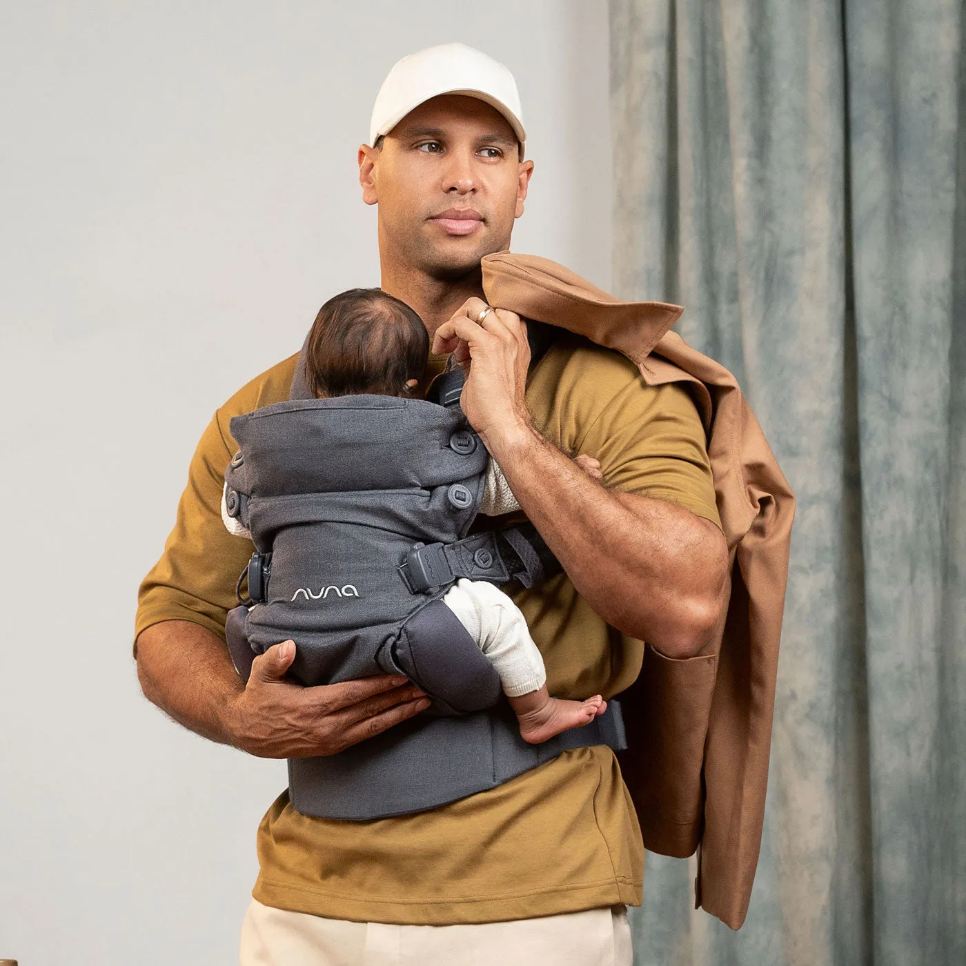 Nuna CUDL Luxe Carrier