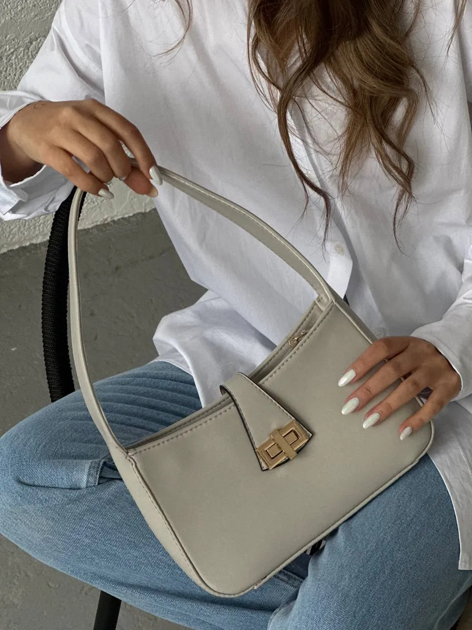 Shoulder baguette bag