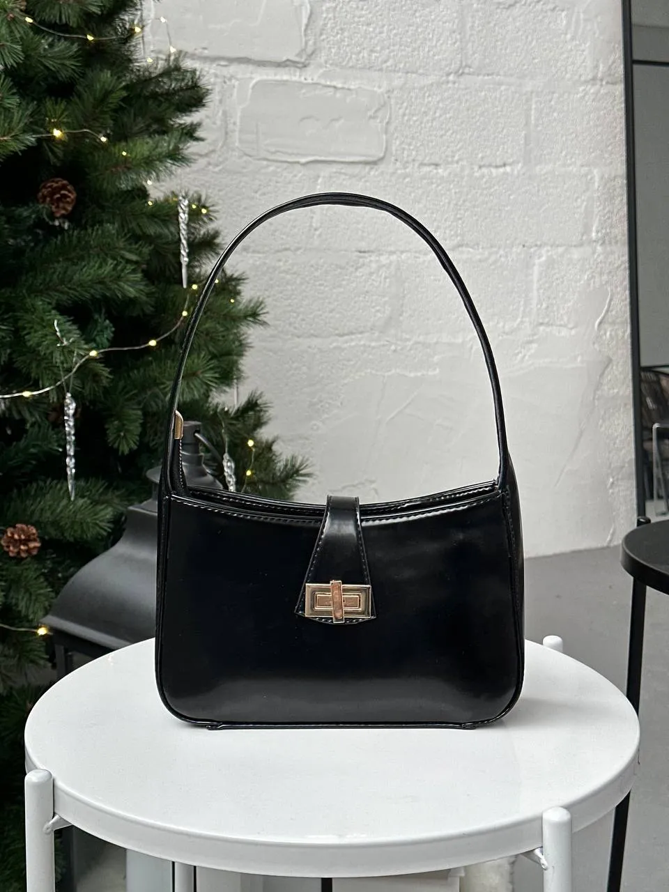 Shoulder baguette bag