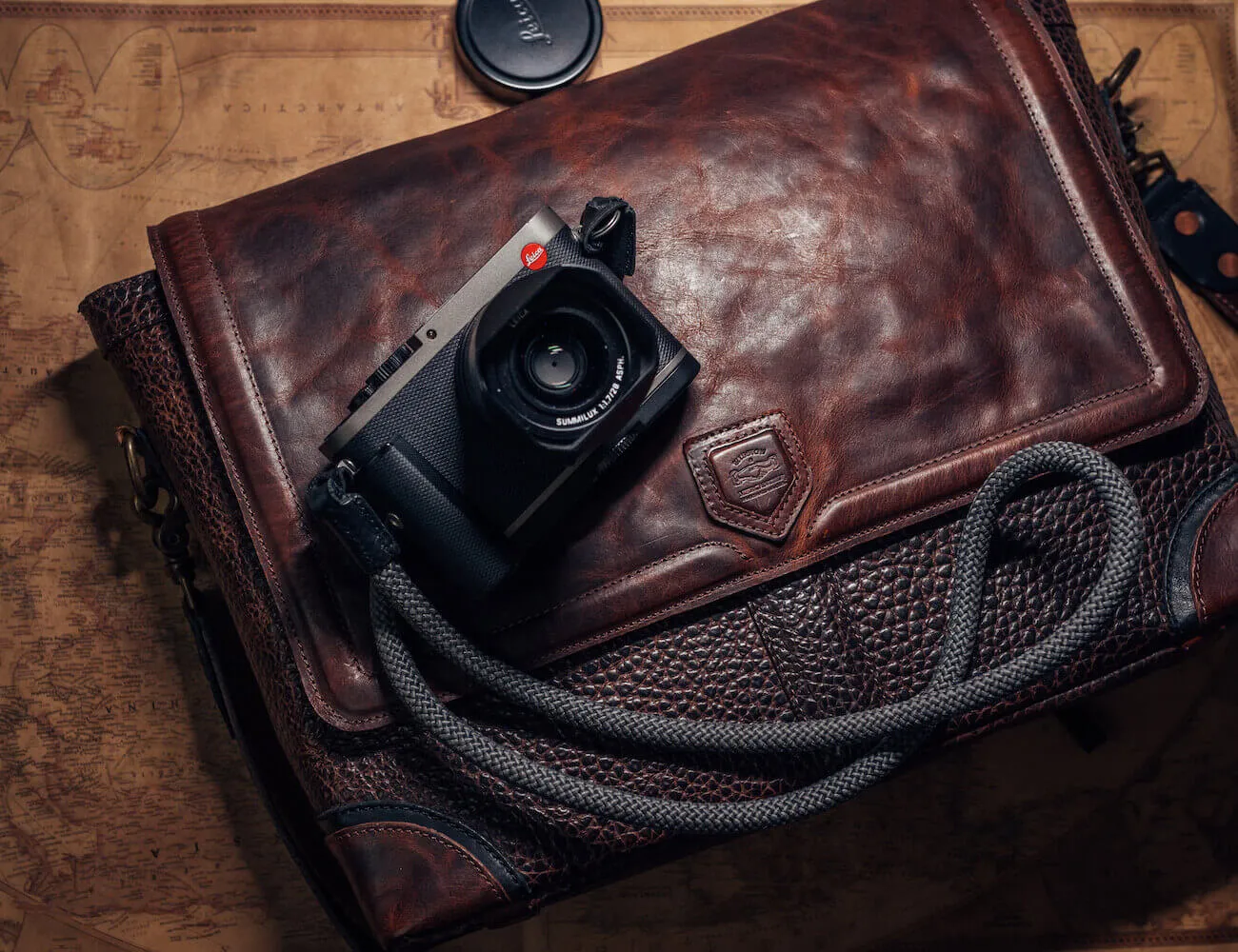 Theodore Leather Messenger