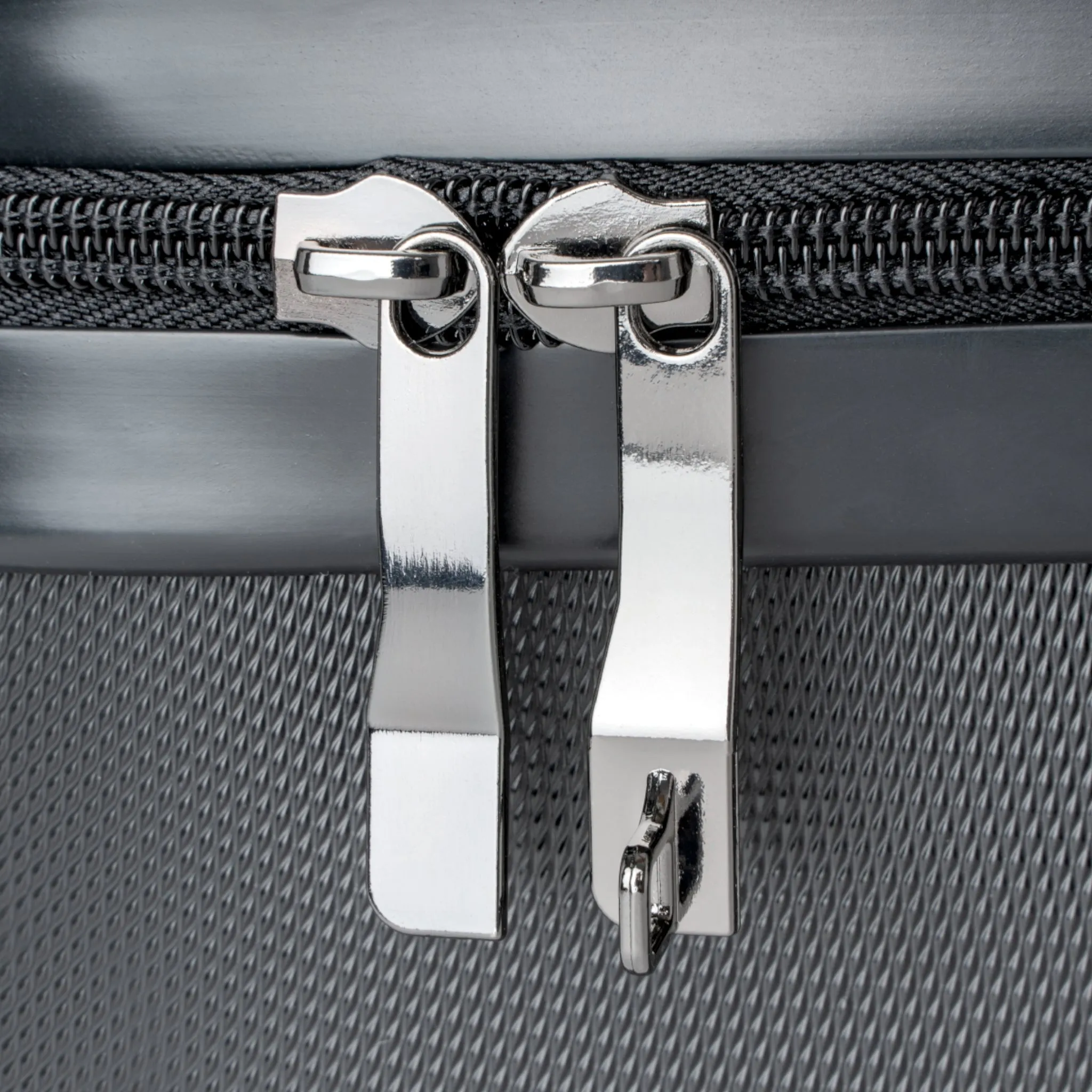 Winding River Suitcase