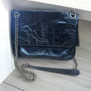 Yves Saint Laurent shoulder bag (H20 x L26 x W8 cm)